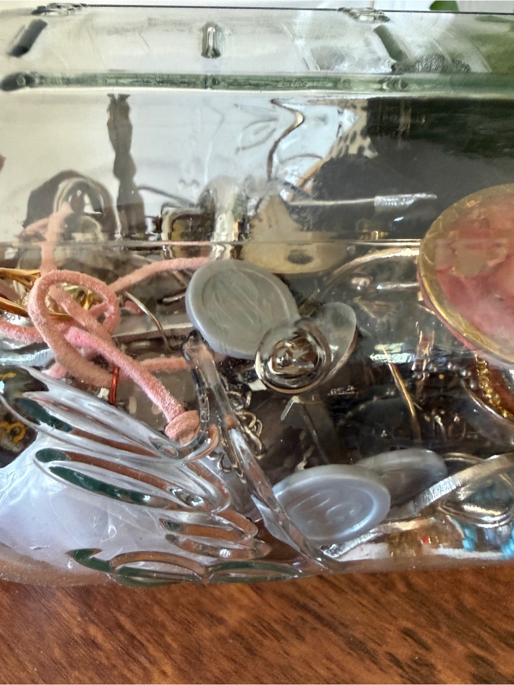 x-large mason jar of trinkets - metal toys, jewelry - Picture 6 of 16